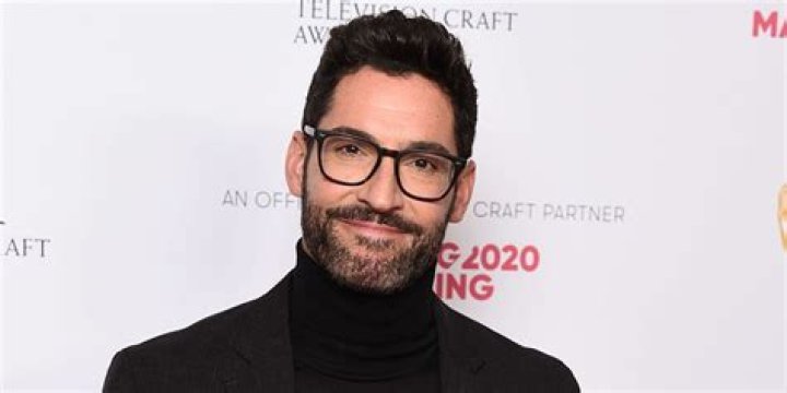 Tom Ellis, new star of ‘Rush’, looks handsome in Vancouver: would you hit it?