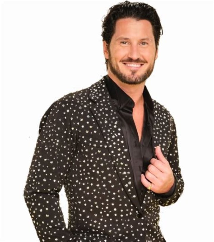 Valentin Chmerkovskiy Height, Age, Wife, Biography, Wiki, Net Worth