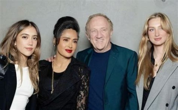 Valentina Paloma Pinault - Age, Family, Bio