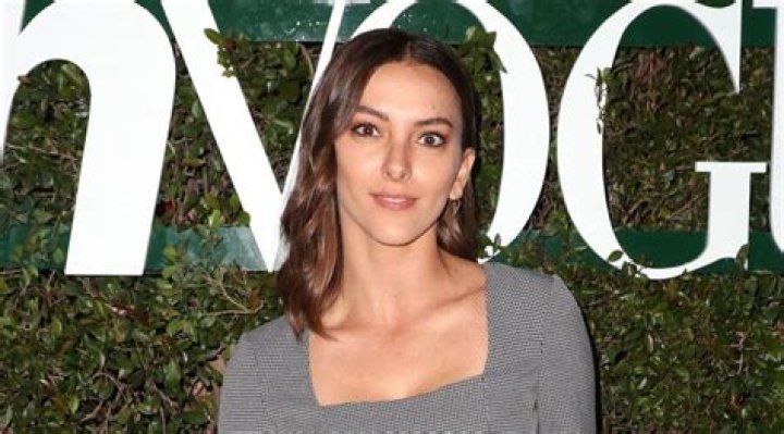 Vanessa Marano Biography: Full Name, Age, Parents, Hometown, Boyfriend, Net-Worth, Career, Awards, Instagram, Facebook, Twitter