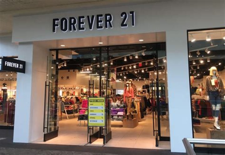 What’s the employee discount at Forever 21?