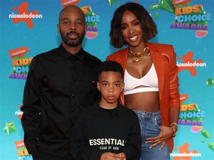 What You Didn’t Know About Kelly Rowland’s Brother, Orlando Rowland