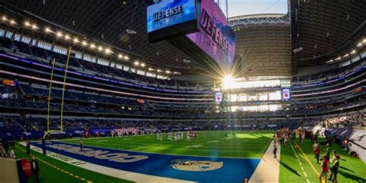 Where are the best seats in AT&T Stadium?