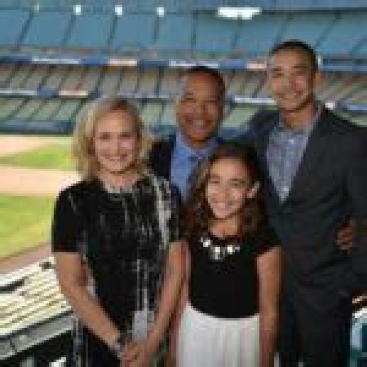 
Who Is Dave Robert Wife, Tricia Roberts? Family And Relationship 