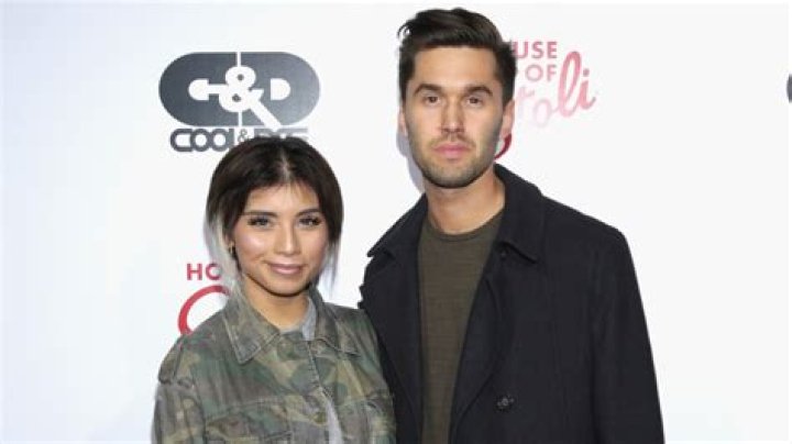 Who is Jeremy Michael Lewis's Girlfriend? Know His Engaged, Kristin Maldonado, Sing Off, Linkedin, Laurdiy, Height, & Net Worth