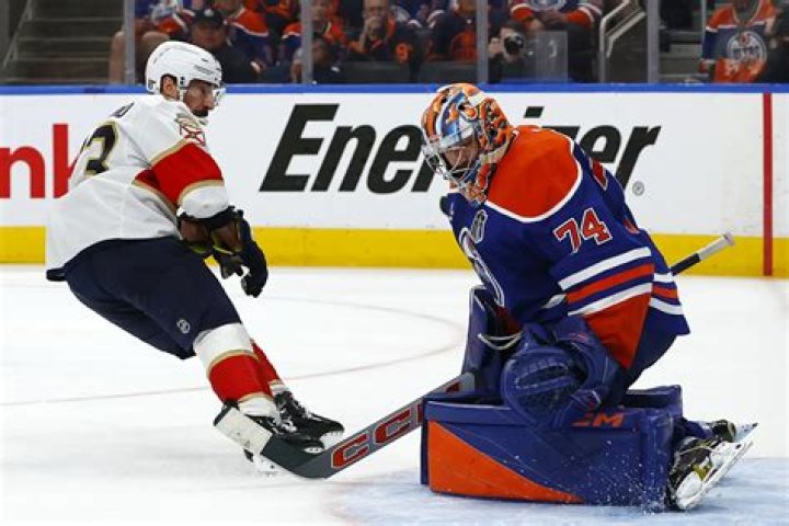 Who Is Stuart Skinner Wife Chloe? Meet Oilers Goaltender’s Family Of Eight Siblings