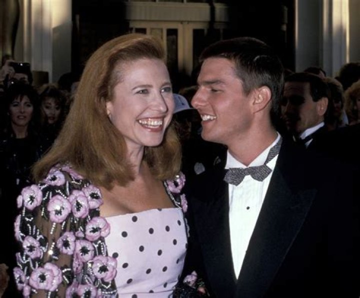 Who is Tom Cruise first wife Mimi Rogers?