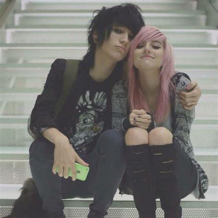Why Did Alex Dorame Breakup With Her Boyfriend Johnnie Guilbert?