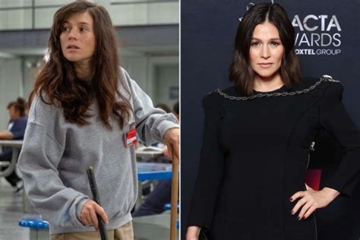 Yael Stone - Age, Family, Bio