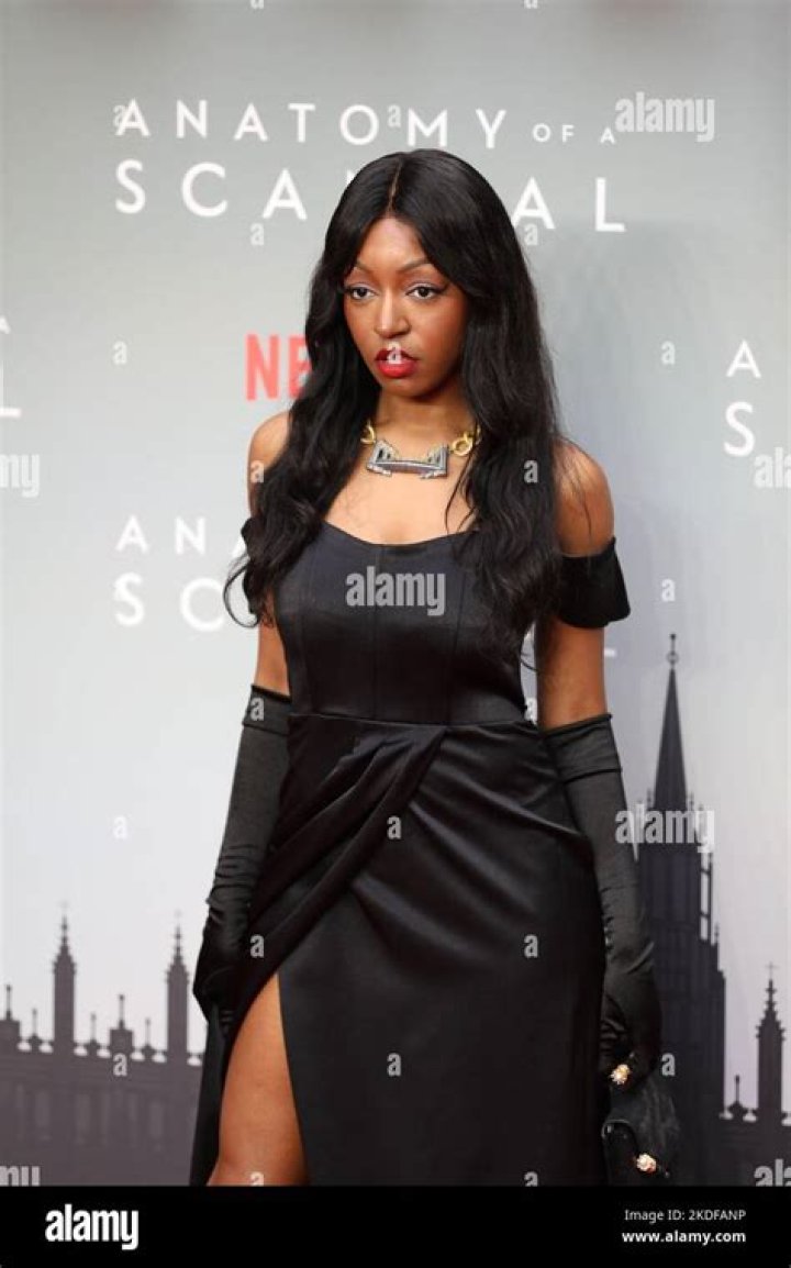 Yasmin Benoit Bio (Wiki) 