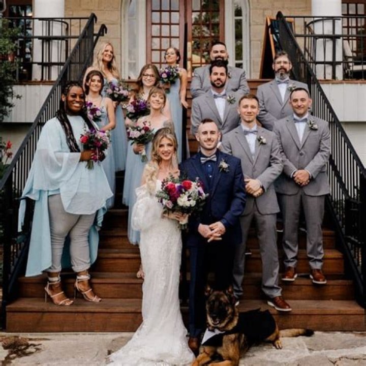 Zak Holman - Age, Family, Bio